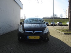 Opel Corsa - 1.4-16V '111' Edition