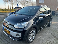 Volkswagen Up! - UP 1.0 75pk cross up Binnen kort online