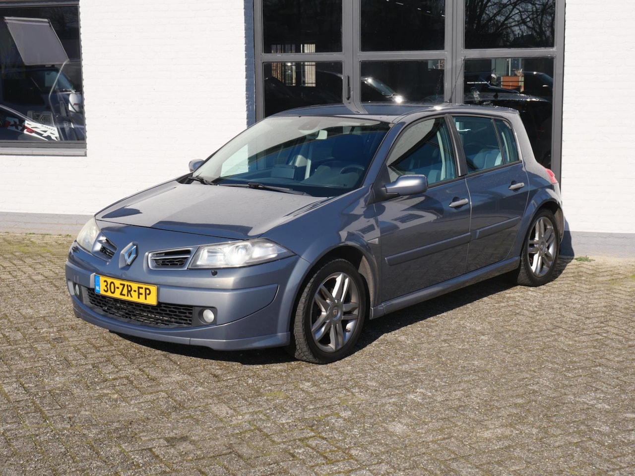 Renault Mégane - 2.0-16V T GT Ecc Navi Pdc Xenon - AutoWereld.nl