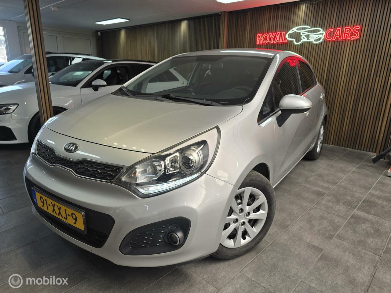 Kia Rio - 1.2 CVVT Comfort Pack/ Led pakket / Airco / Apk - AutoWereld.nl