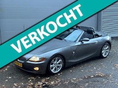 BMW Z4 Roadster - 3.0i S / AUTOMAAT / SUPER NETJES / ZIE ONDERHOUD