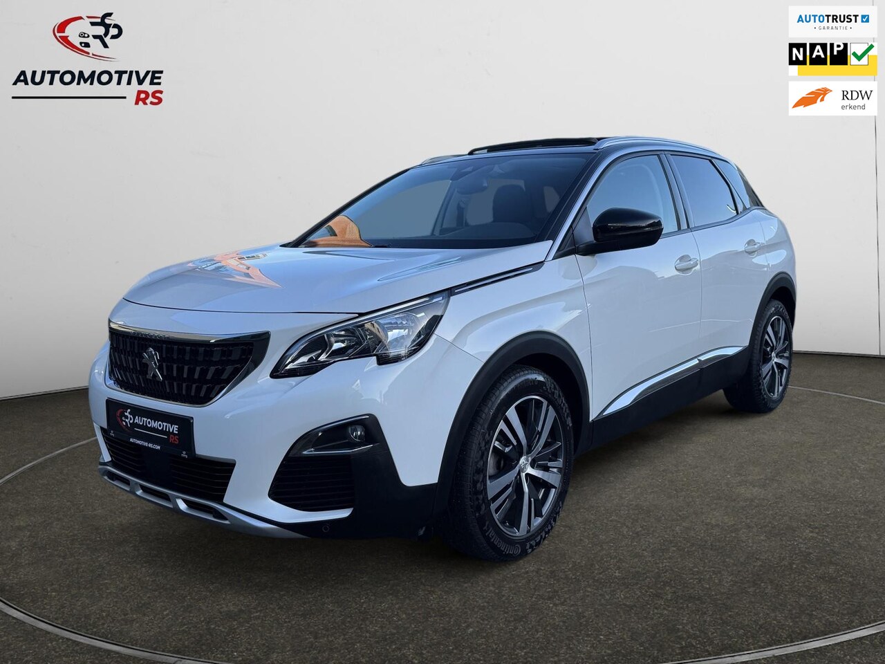 Peugeot 3008 - 1.2 PureTech Apple Carplay 360° Clima Pano Navi Trekhaak - AutoWereld.nl