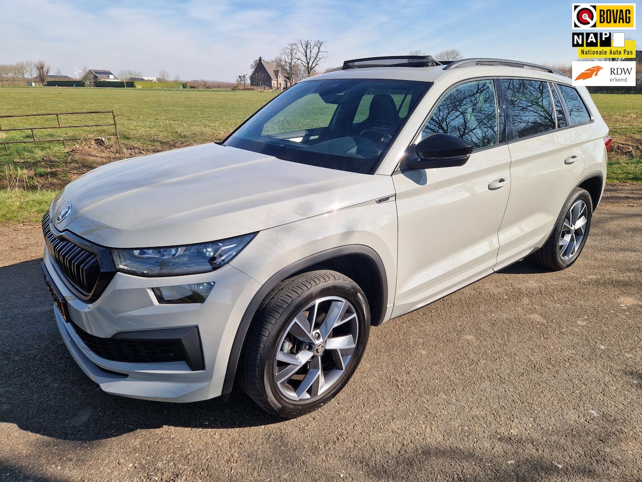 Skoda Kodiaq - 1.5 TSI Sportline, 1e eig, orig NL, Pano, trekhaak - AutoWereld.nl