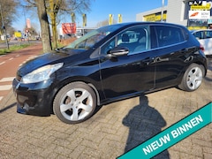 Peugeot 208 - 1.2 VTi Allure