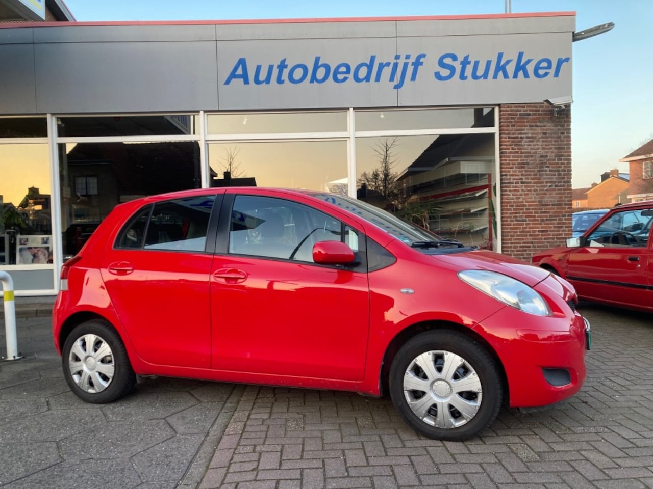 Toyota Yaris - Charade 1.33 VVT-i Aspiration - AutoWereld.nl