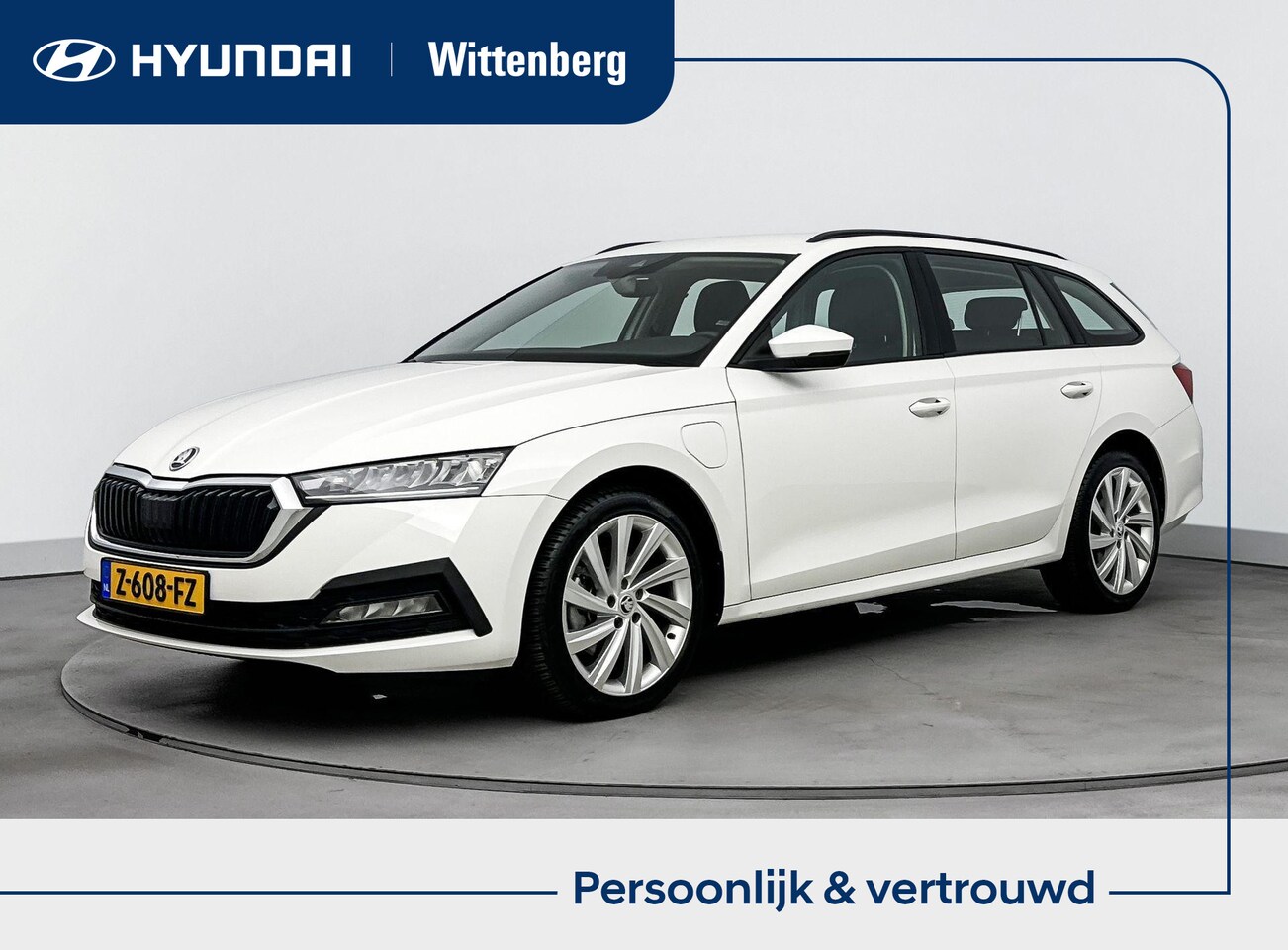 Skoda Octavia Combi - 1.4 TSI iV PHEV 204pk | OUTLETDEAL! | Lage km-stand! | Plug-in | Apple Carplay | Android A - AutoWereld.nl