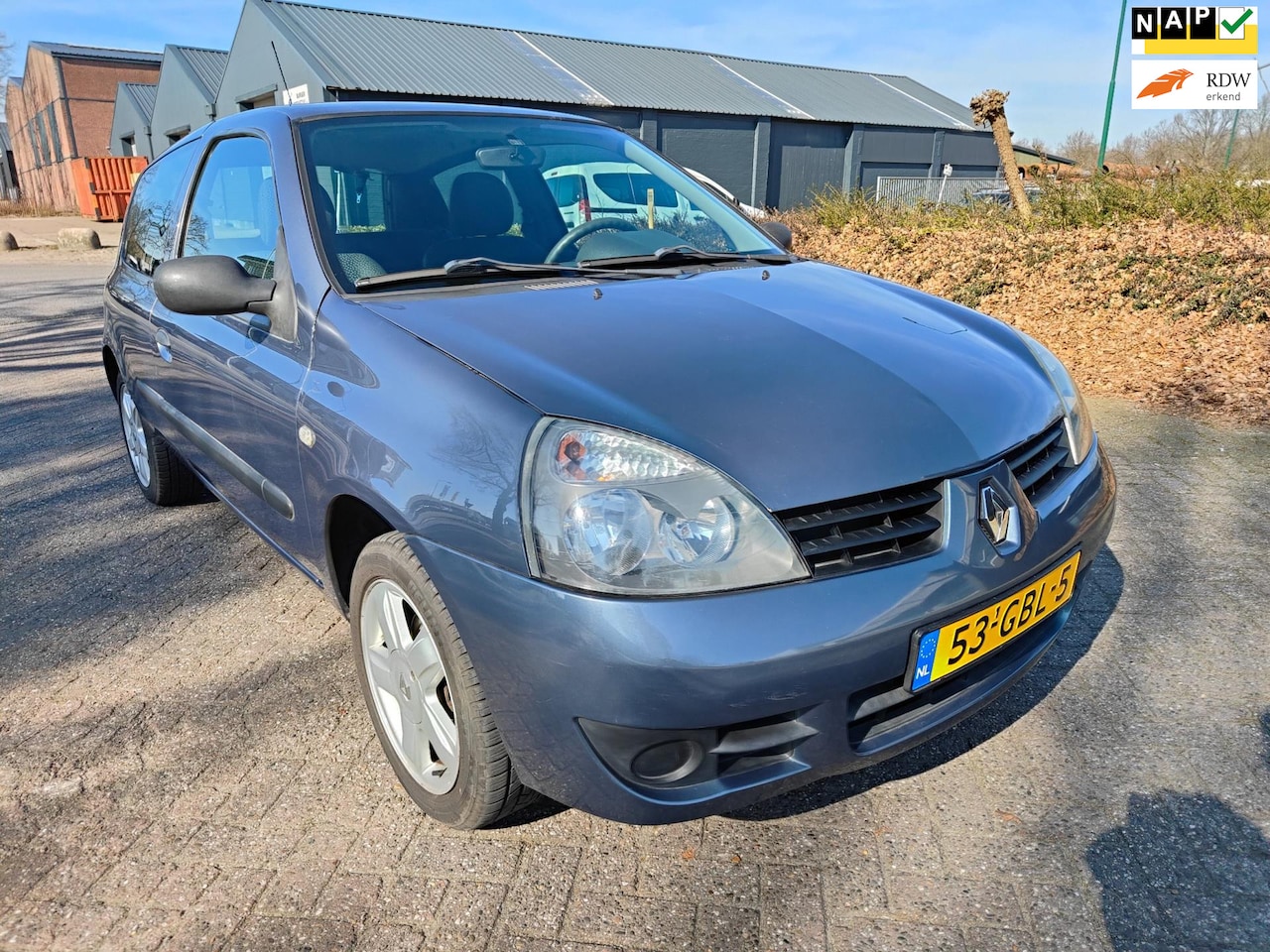 Renault Clio - 1.2 Campus 1.2 Campus ( Lage kilometerstand) - AutoWereld.nl