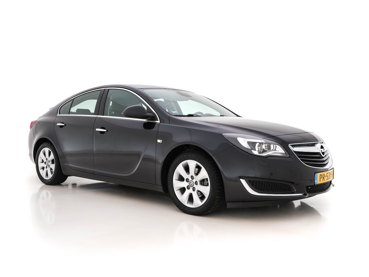 Opel Insignia - 1.6 CDTI EcoFLEX Business+ *BOSE-SOUND | 1/2LEATHER | XENON | SPORT-SEATS | KEYLESS | NAVI - AutoWereld.nl