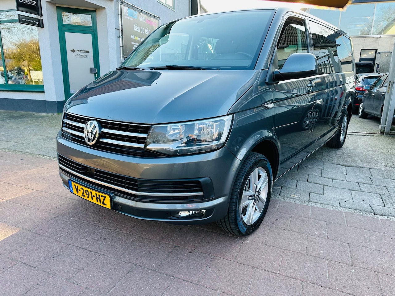 Volkswagen Transporter - 2.0 TDI L2H1 DC Highline. Camera Navi Apk - AutoWereld.nl