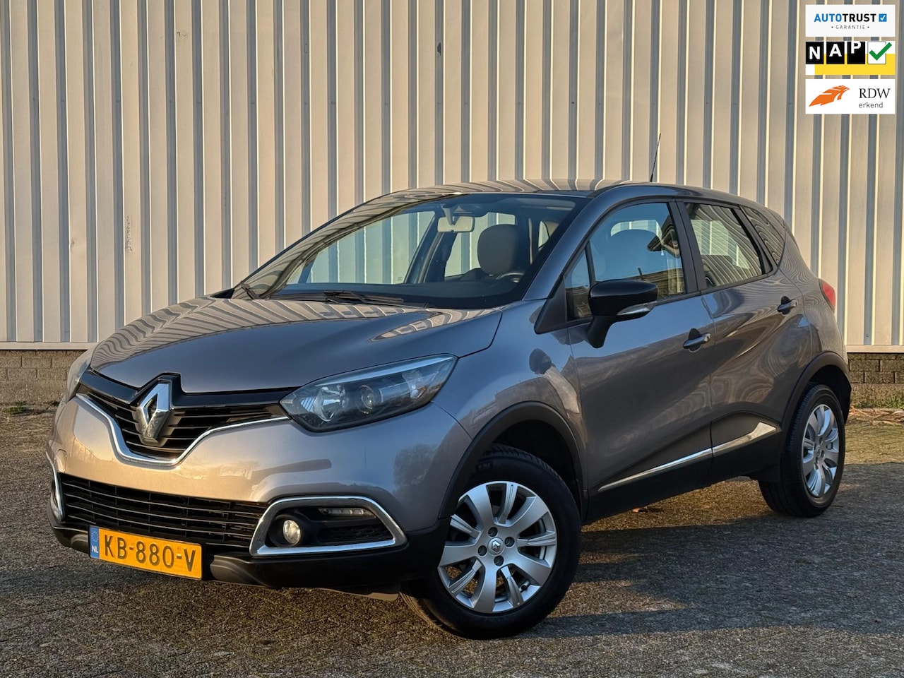 Renault Captur - 0.9 TCe Expression 2e Eigenaar,Trekhaak,Airco,Navi,PDC,CruiseControl,DealerOnderhouden,N.A - AutoWereld.nl