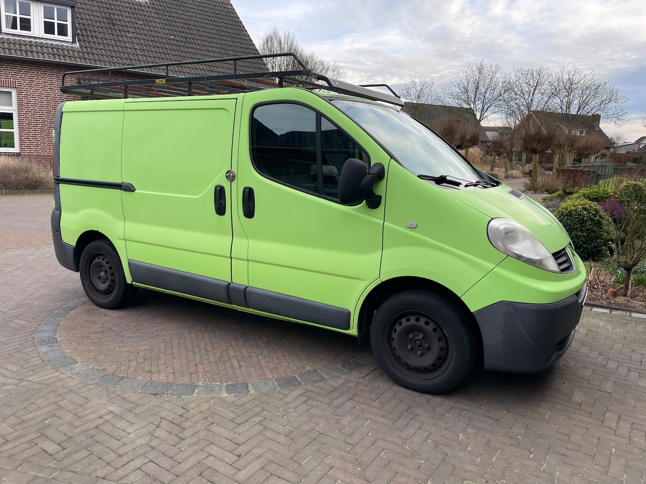 Renault Trafic - 2.0 dCi T27 L1H1 - AutoWereld.nl