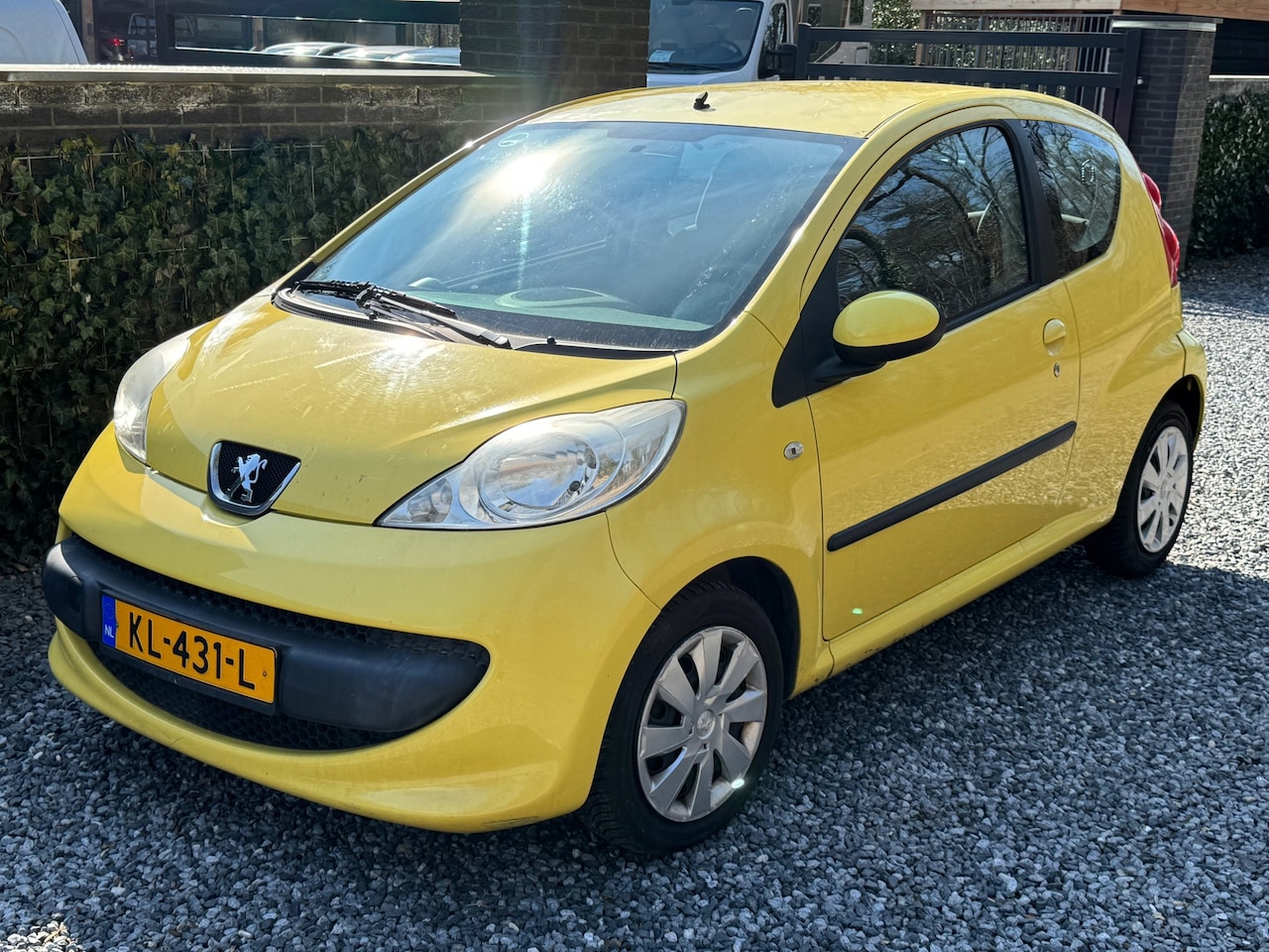 Peugeot 107 - 1.0-12V XR INRUILKOOPJE Airco wees er snel bij! - AutoWereld.nl