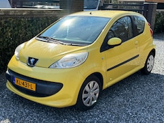 Peugeot 107 - 1.0-12V XR INRUILKOOPJE Airco wees er snel bij