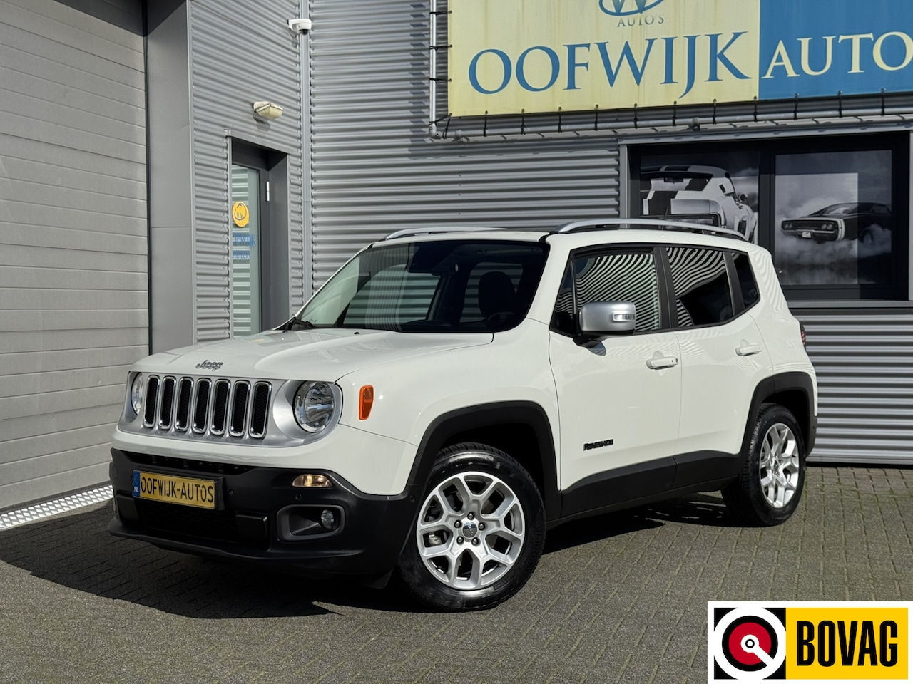 Jeep Renegade - 1.4 MultiAir Limited Automaat Clima Navi Pano Camera - AutoWereld.nl