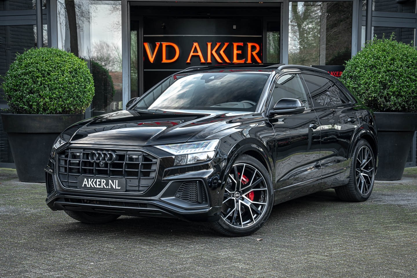 Audi Q8 - 60 TFSI e Competition Pano.Dak | Massage | 360° Camera | S.Sportstoelen - AutoWereld.nl