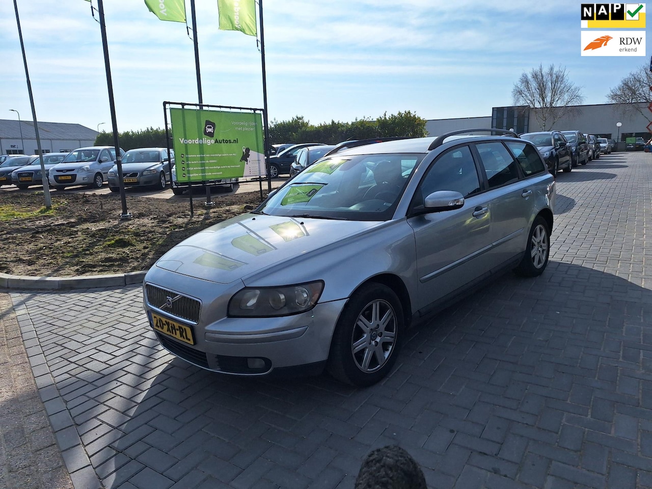 Volvo V50 - 1.8 Edition II / APK september 2025 - AutoWereld.nl