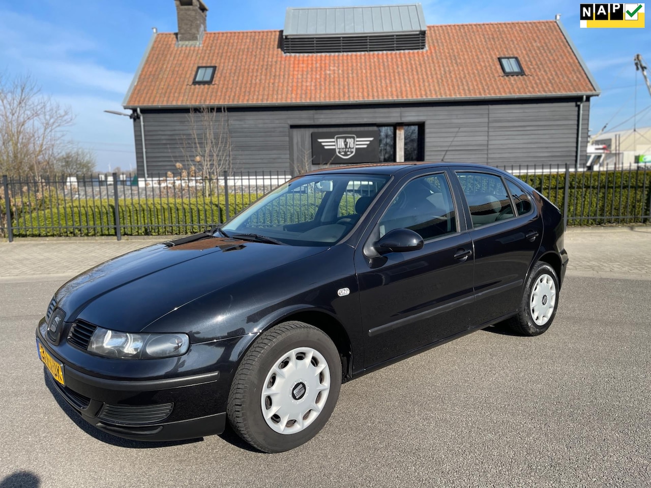 Seat Leon - 1.6-16V STELLA AIRCO CR-CONTR - AutoWereld.nl