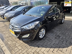 Hyundai i30 - 1.6 GDI i-Vision | 2E EIGENAAR | 12 MND GARANTIE | NAVI |CAMERA | NW APK |