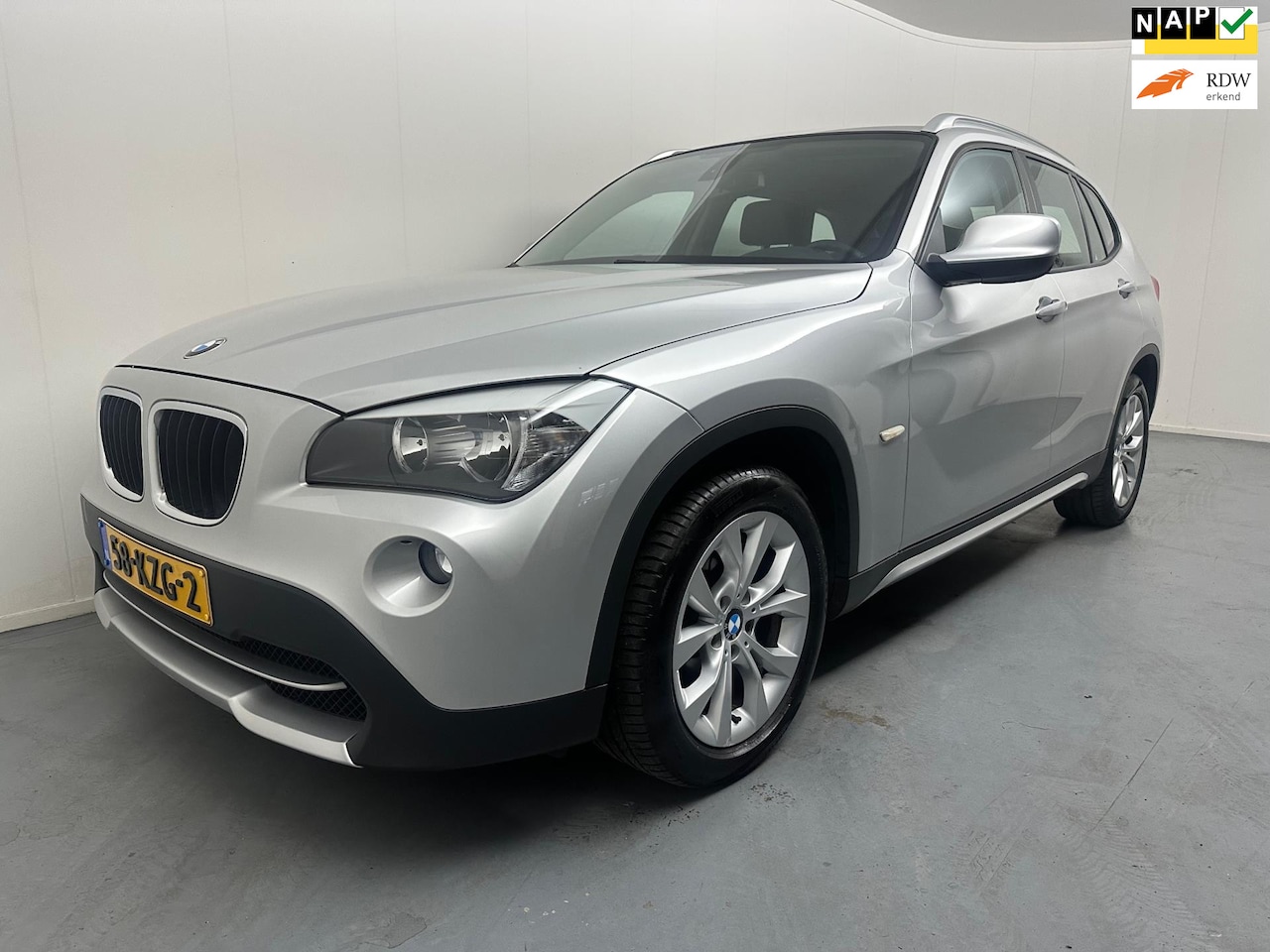 BMW X1 - XDrive20d Executive # Automaat # Navi # Trekhaak # Nap # Clima # Nap - AutoWereld.nl