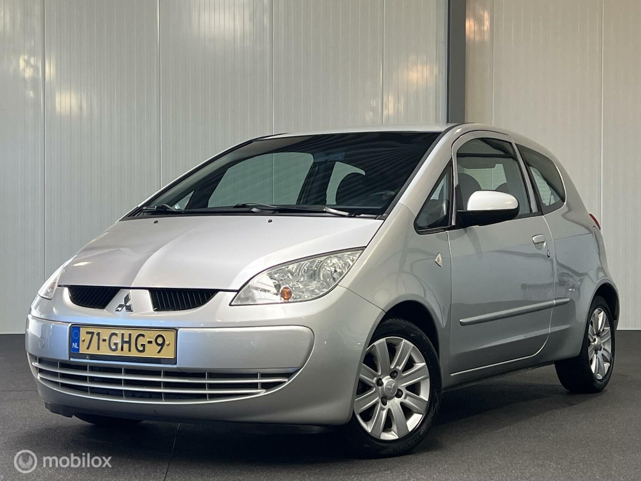 Mitsubishi Colt - 1.3 Invite [NAP climate LM z.g.o.h. ] - AutoWereld.nl