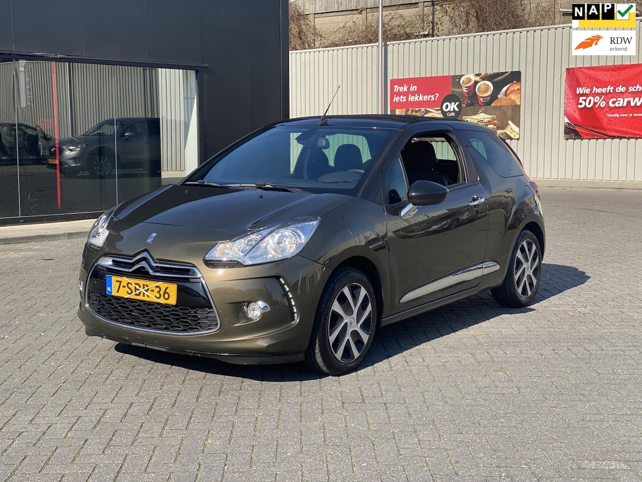 Citroën DS3 Cabrio - 1.2 VTi Chic 1.2 VTi Chic - AutoWereld.nl