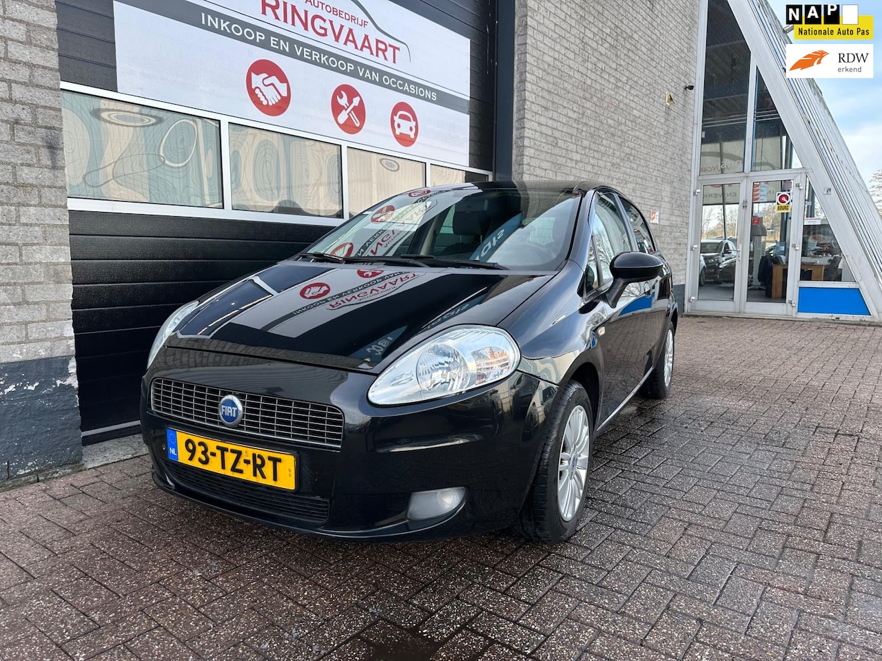 Fiat Grande Punto - 1.4 Dynamic Automaat - AutoWereld.nl