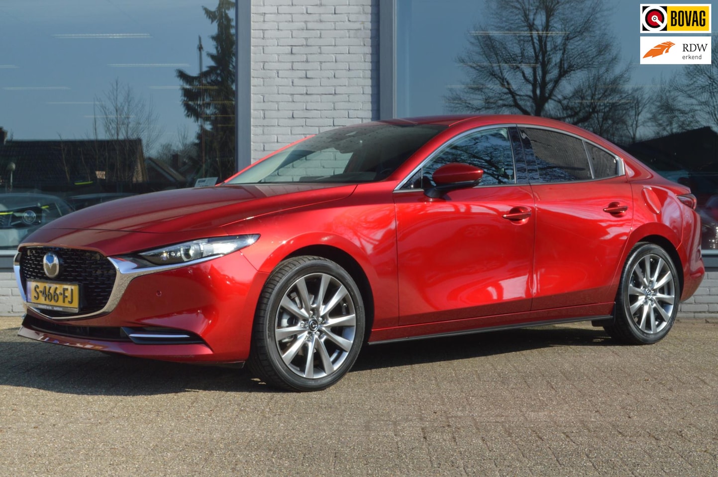 Mazda 3 - 2.0 e-SkyActiv-X Hybrid 186 Luxury TREKHAAK|LEER|BOSE AUDIO - AutoWereld.nl