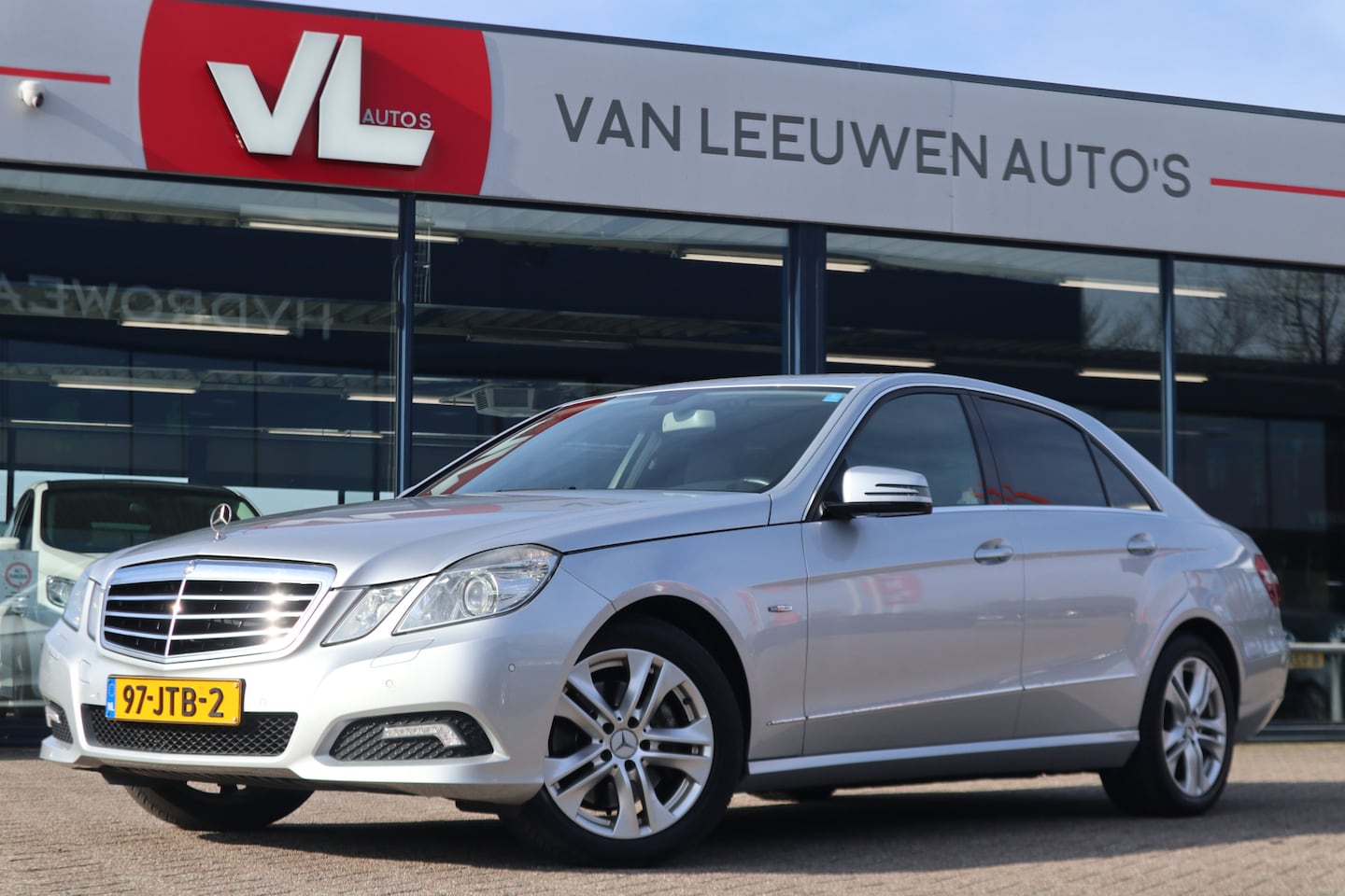 Mercedes-Benz E-klasse - 250 CGI Avantgarde | Automaat | Cruise | Navi - AutoWereld.nl