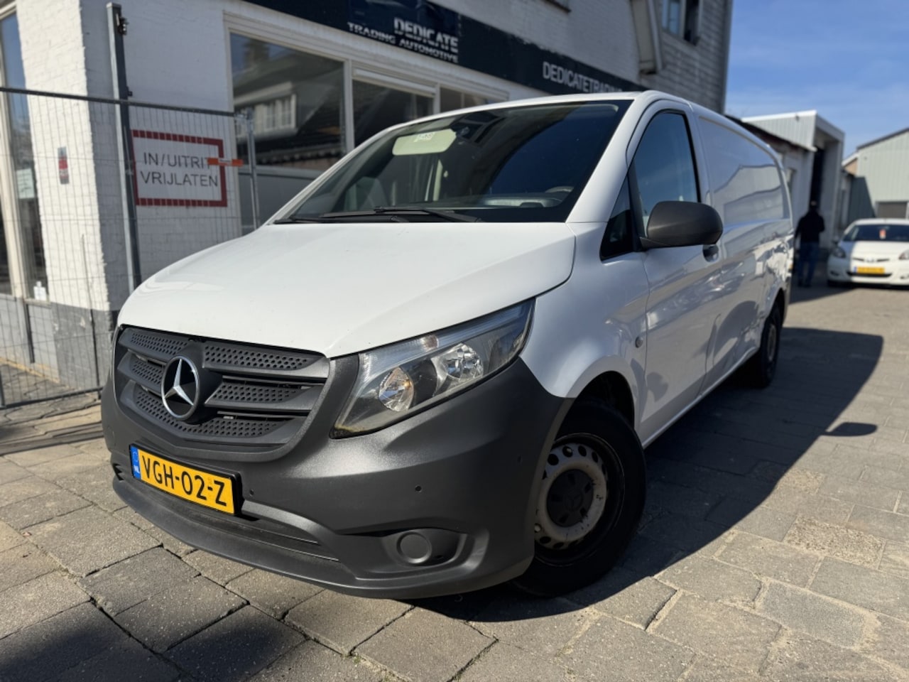 Mercedes-Benz Vito - 116 CDI Extra Lang *STANDKACHEL* - AutoWereld.nl