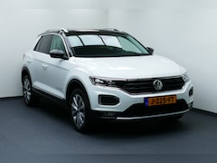 Volkswagen T-Roc - 1.5 TSI Sport. Adaptief Cruise, Navi, Camera, Led Koplampen, Stoelverw, 17"LMV