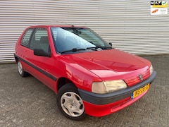 Peugeot 106 - 1.1 Accent|1e eigenaar|Elektrisch ramen|Trekhaak|Centrale deurvergrendeling|Goed onderhoud