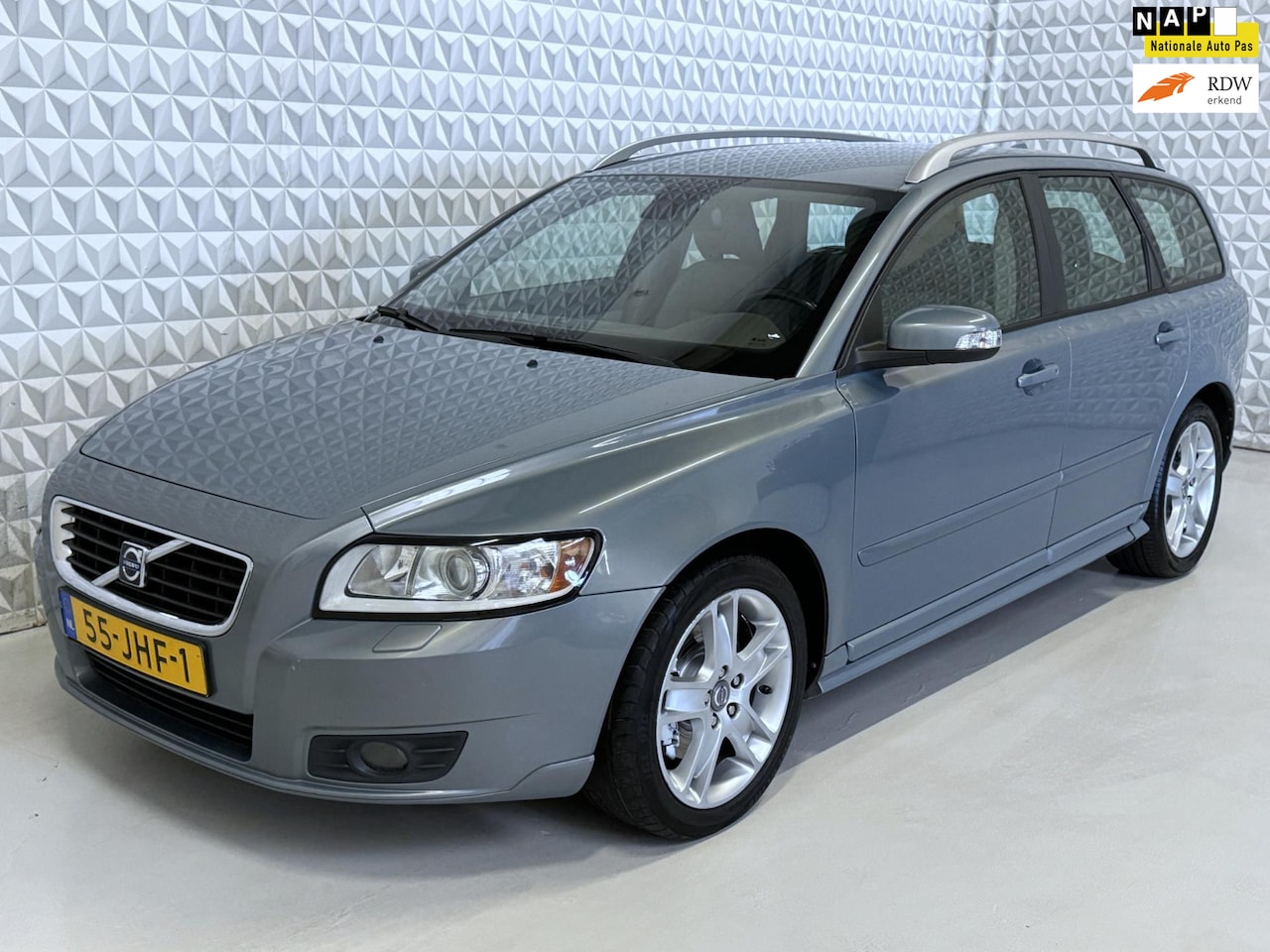 Volvo V50 - 2.0D Edition II - SUPER uitvoering! EX BPM (2009) - AutoWereld.nl