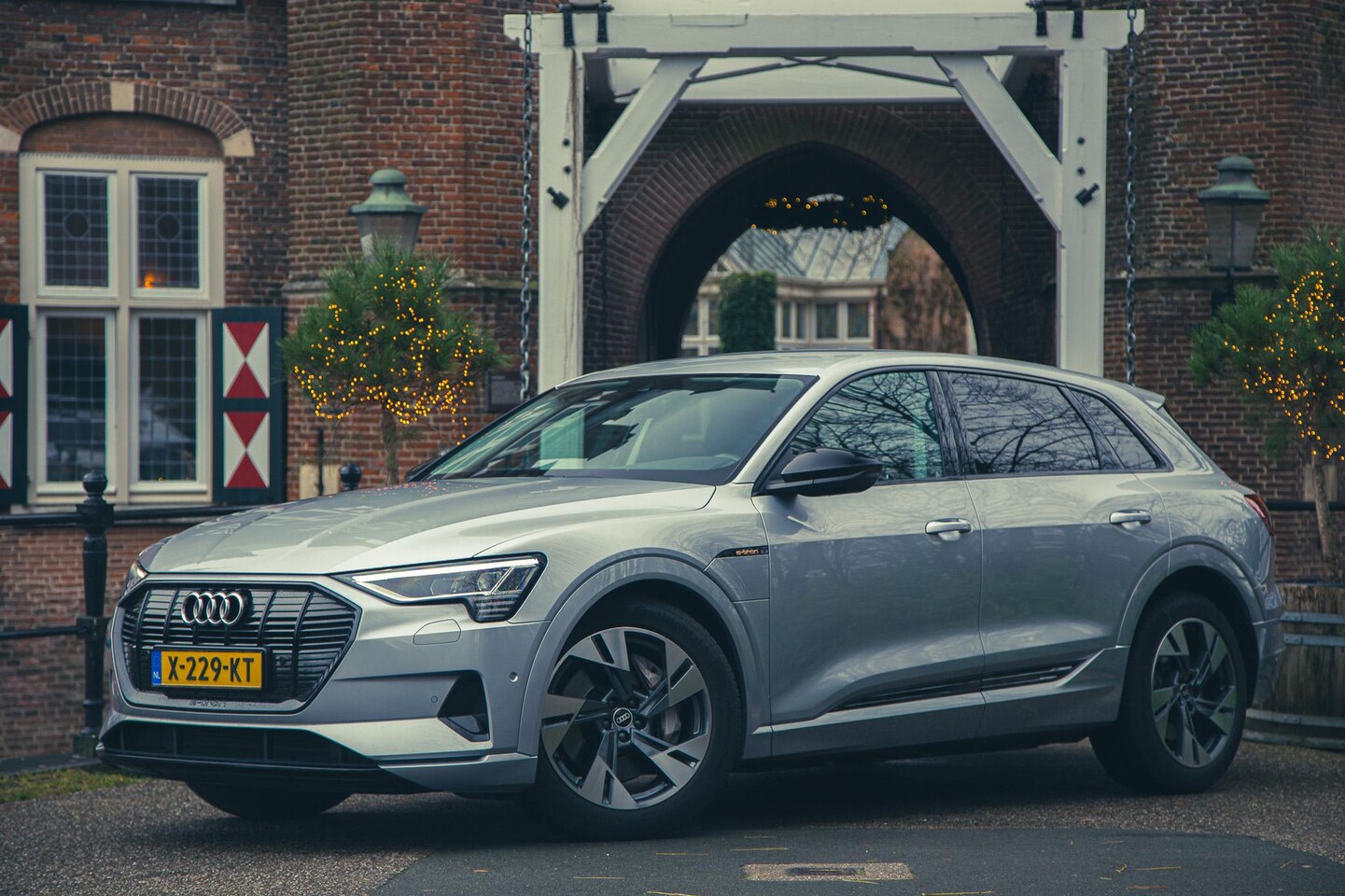 Audi e-tron - 50 quattro S edition 71 kWh S-Line | ACC | Sportstoelen - AutoWereld.nl