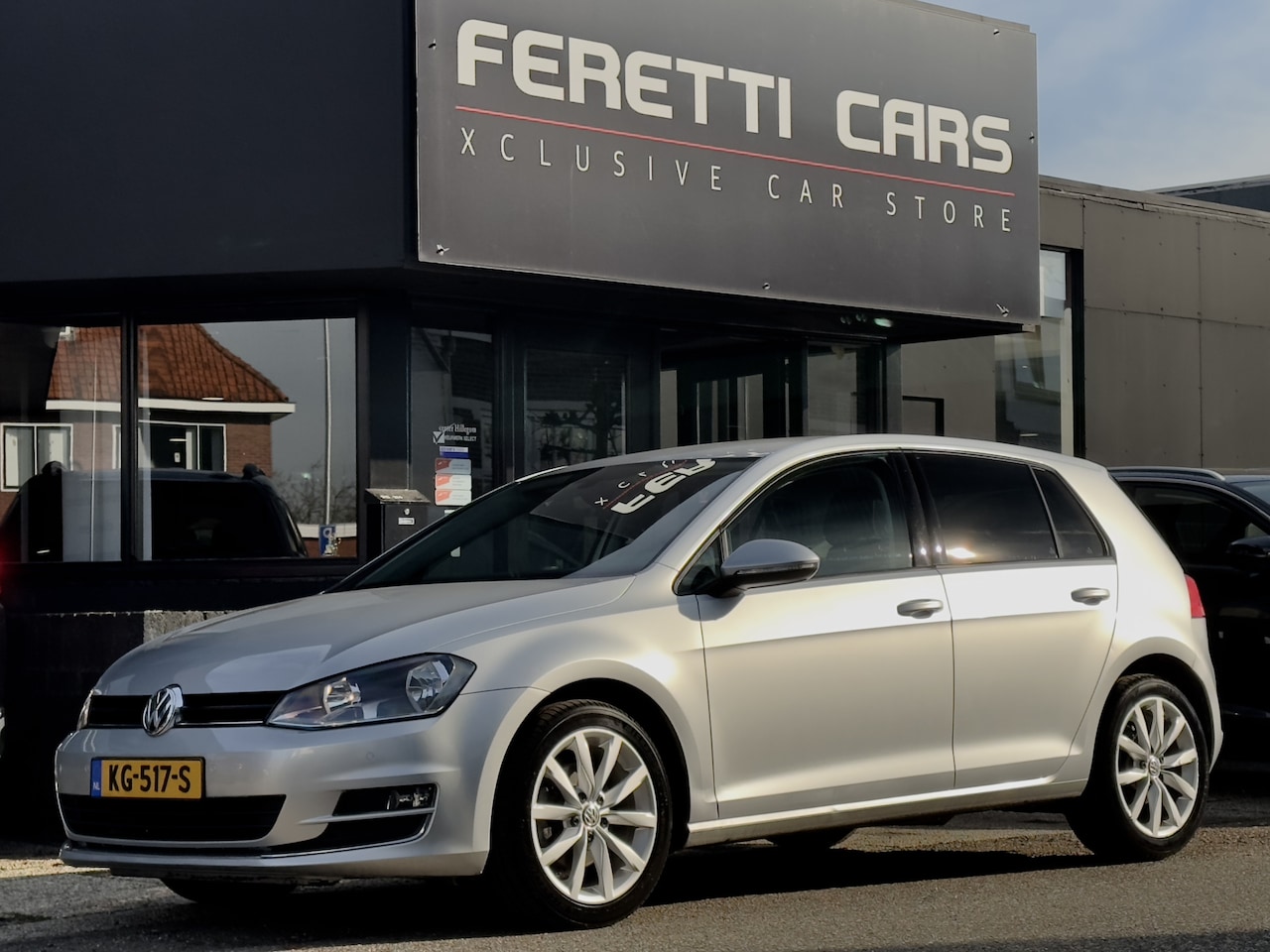 Volkswagen Golf - 1.6 TDI AUT7 HIGHLINE NAVI CAMERA APPLE-CARPLAY LED LMV PDC - AutoWereld.nl