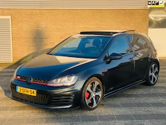 Volkswagen Golf - 2.0 TSI GTI Performance NAP Origineel NL