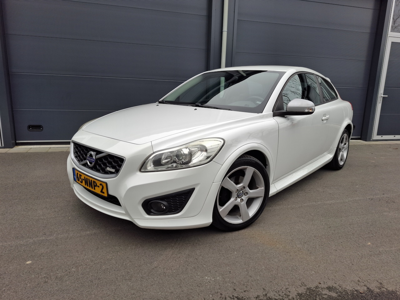 Volvo C30 - 1.6 R-Edition Coupe - AutoWereld.nl