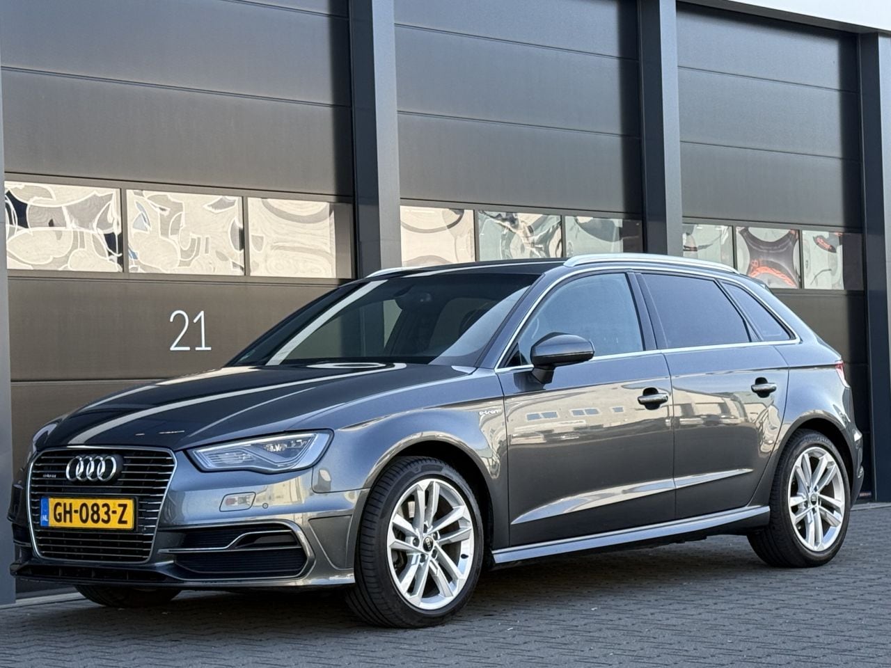 Audi A3 - 1.4 E-TRON S-Line Navi Clima - AutoWereld.nl