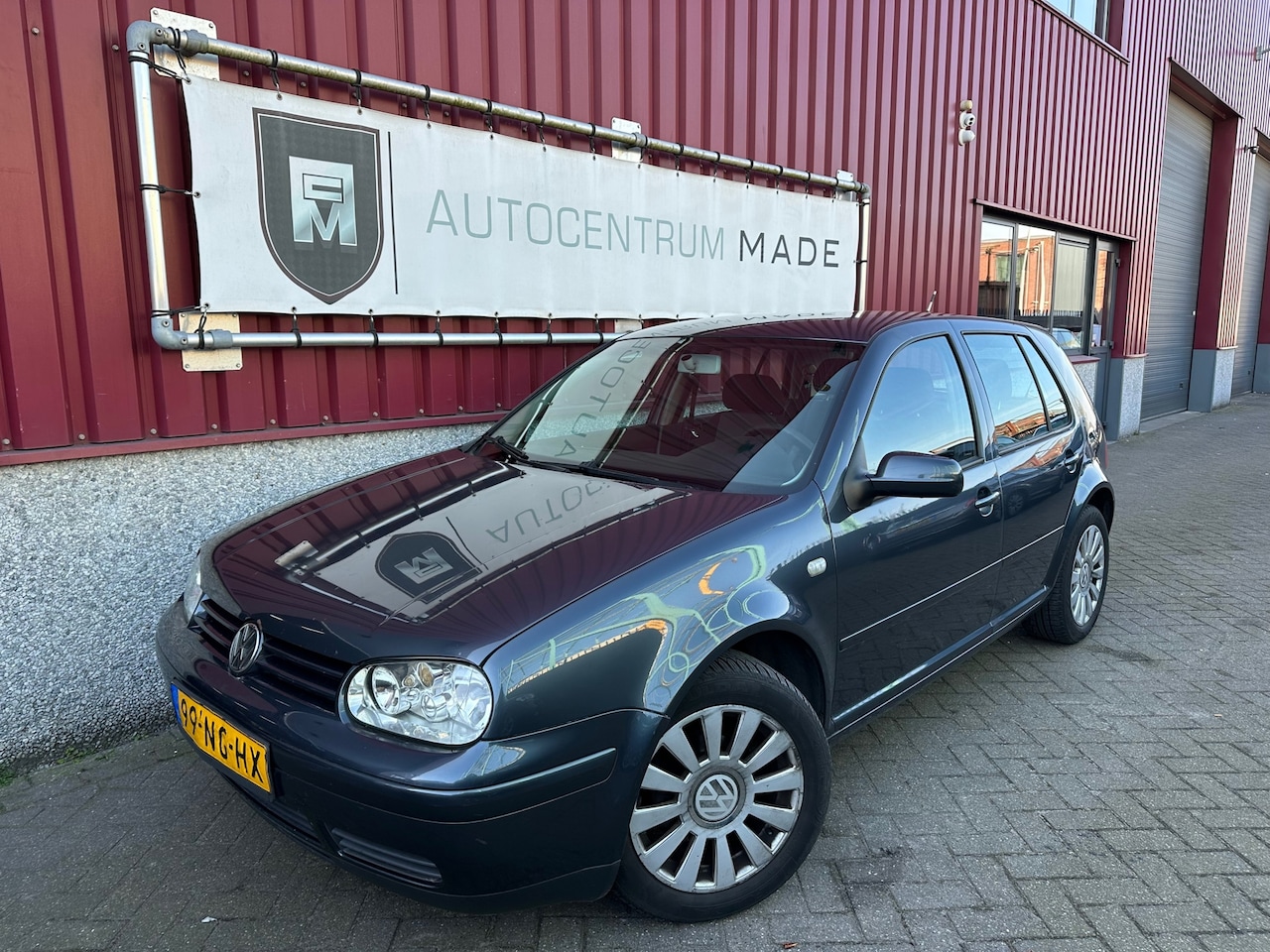 Volkswagen Golf - 1.6-16V // Airco // 5-Deurs - AutoWereld.nl