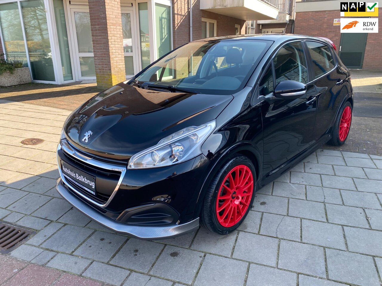 Peugeot 208 - 1.2 GT-line GTI PAKKET AIRCO CRUISECONTR LM VELGEN EL RAMEN 107110 KM - AutoWereld.nl