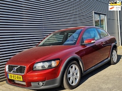 Volvo C30 - 2.0D Momentum H6 09-2007 Maple Red Pearl