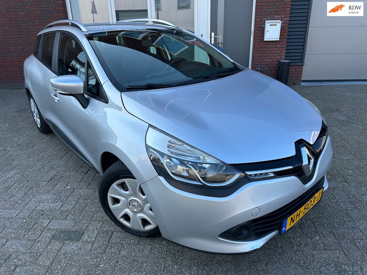 Renault Clio - 0.9 TCe Dynamique / Navi / PDC / Airco / Cruise - AutoWereld.nl