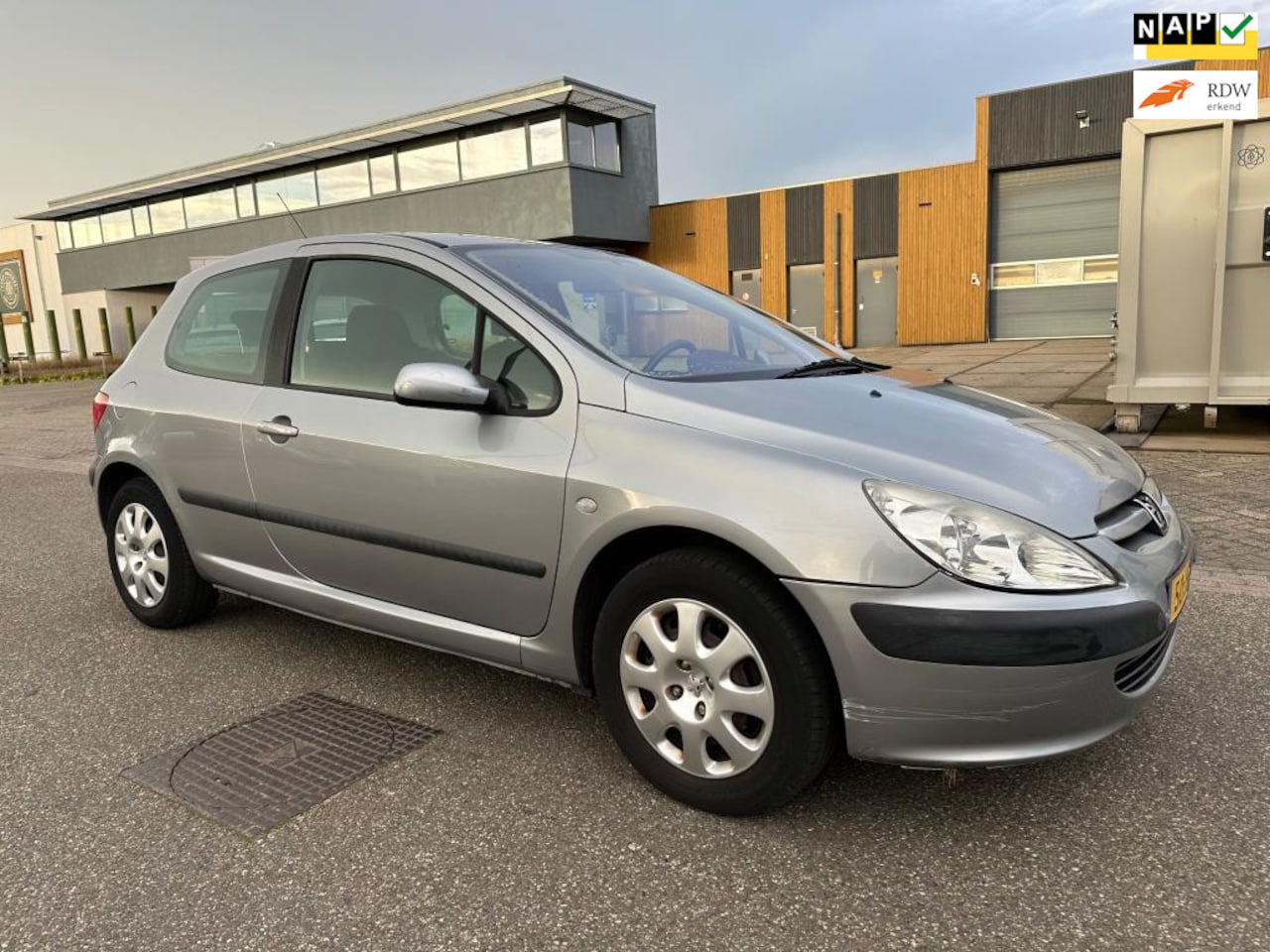 Peugeot 307 - 1.6-16V XS / Automaat / Nieuwe apk - AutoWereld.nl