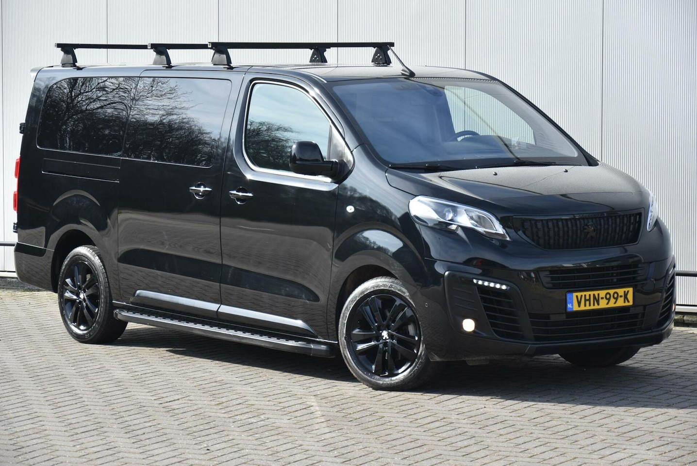 Peugeot Expert - Bestel 2.0 BlueHDI 180 Long Asphalt - AutoWereld.nl