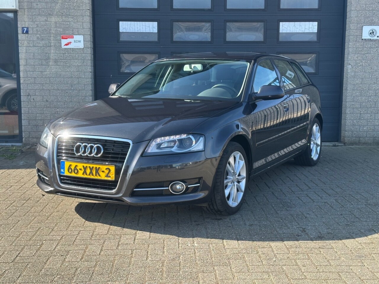 Audi A3 Sportback - 1.2 TFSI Ambition Advance / LED / Xenon / MMI / Automaat / PDC / Sline / 5Drs / F1 Flipper - AutoWereld.nl