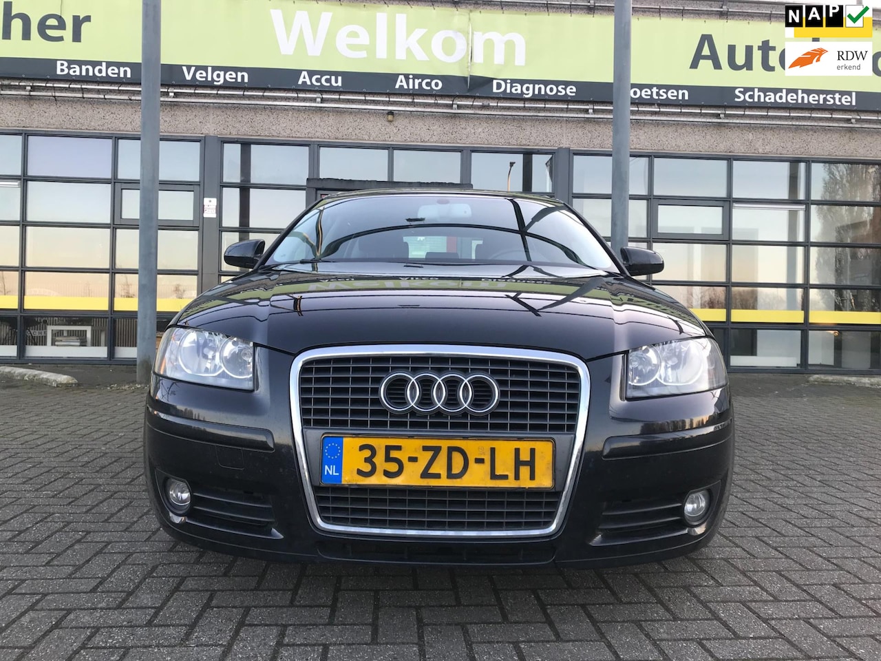 Audi A3 Sportback - 1.8 TFSI Ambiente Pro Line 1.8 TFSI Ambiente Pro Line - AutoWereld.nl