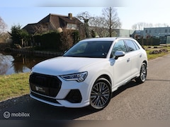 Audi Q3 - 35 TFSI S-Line / Navi / El. Trekhaak / Carplay