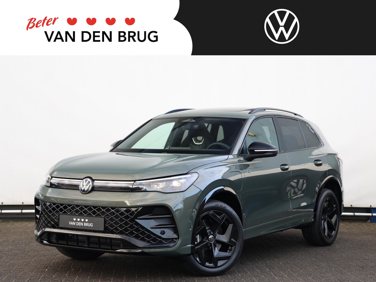 Volkswagen Tiguan - 1.5 eHybrid R-Line Edition 204pk DSG | LED Plus |  Black Style | Panoramadak | Side Assist - AutoWereld.nl