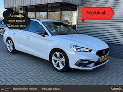 Seat Leon Sportstourer - 1.5 eTSI FR|AUT|Digidash|Led|Stuurverw|Carplay