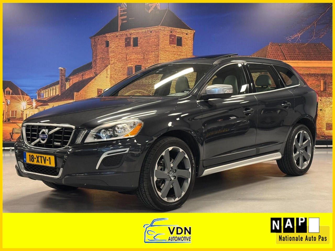 Volvo XC60 - 2.0 T5 R-Design Automaat Panodak Leer Camera - AutoWereld.nl