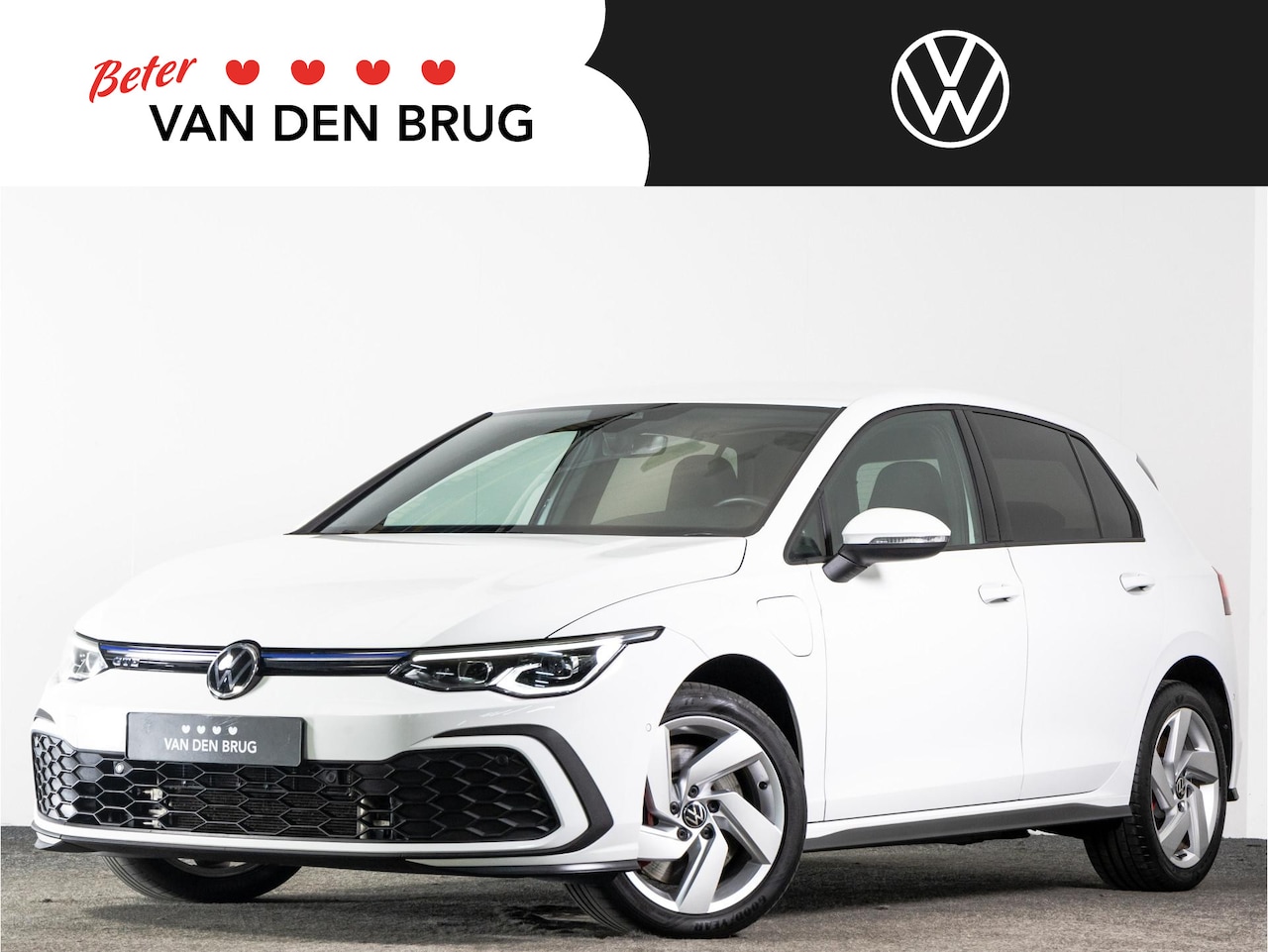 Volkswagen Golf - GTE 1.4 eHybrid 245pk AUTOMAAT | Stoel en stuurverwarming | Achteruitrijcamera | Adaptieve - AutoWereld.nl